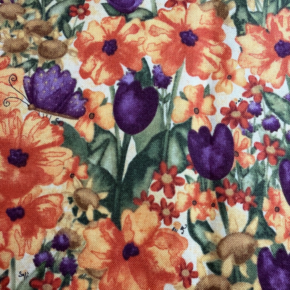 Vtg 2009 "Garden Buzz" Fabric By Debi Hron For SPX Fabrics 1.5 Yds 44" Wide